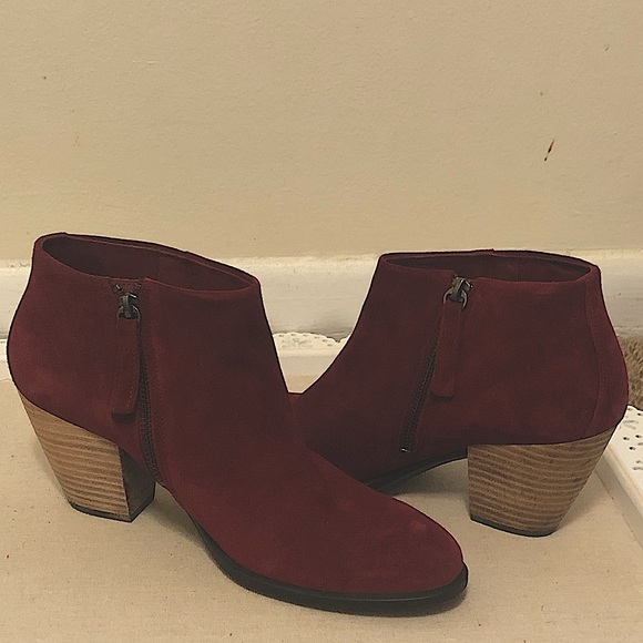 Ecco Burgundy Water Repellent Suede Ankle Boots.Danish Design Woman 41/10-10.5 - Picture 1 of 15